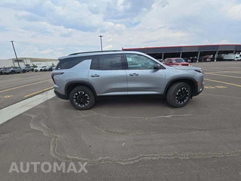 2025 Chevrolet Traverse Z71 - miniatura 4