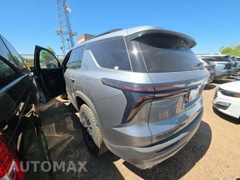 2025 Chevrolet Traverse Z71 - miniatura 2