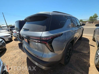 2025 Chevrolet Traverse Z71 - miniatura 3
