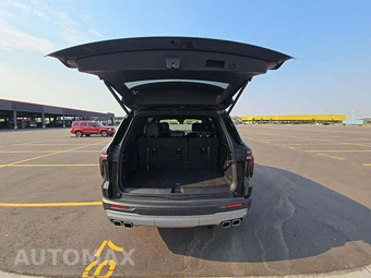 2025 Chevrolet Traverse Z71 - miniatura 11