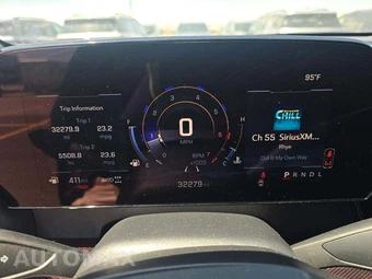 2025 Chevrolet Traverse Z71 - miniatura 6
