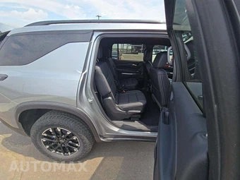 2025 Chevrolet Traverse Z71 - miniatura 13