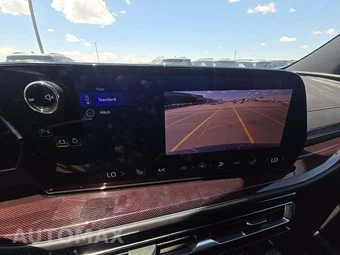 2025 Chevrolet Traverse Z71 - miniatura 23