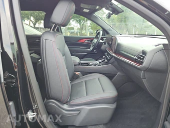 2025 Chevrolet Traverse Z71 - miniatura 8