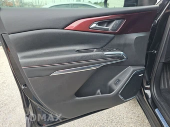 2025 Chevrolet Traverse Z71 - miniatura 9