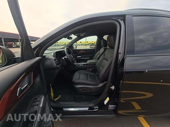 2025 Chevrolet Traverse Z71 - miniatura 3