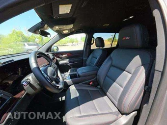 2025 Chevrolet Traverse Z71 - miniatura 6
