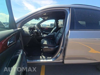 2025 Chevrolet Traverse Z71 - miniatura 3
