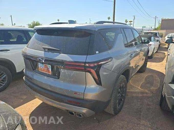 2025 Chevrolet Traverse Z71 - miniatura 3