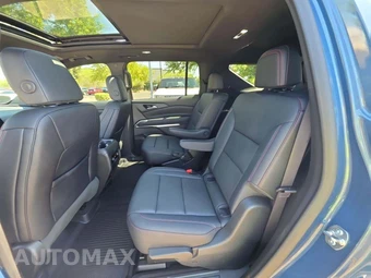 2025 Chevrolet Traverse Z71 - miniatura 10