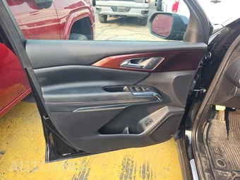 2025 Chevrolet Traverse Z71 2Z7 - miniatura 9