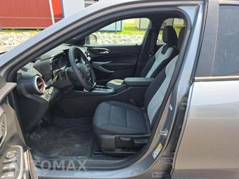 2025 Chevrolet Trax 1RS - miniatura 6