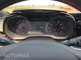 2025 Chevrolet Trax 1RS - miniatura 9