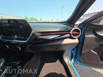 2025 Chevrolet Trax 2RS - miniatura 19