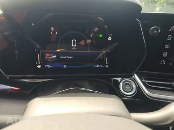 2025 Chevrolet Trax 2RS - miniatura 12