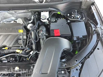 2025 Chevrolet Trax 2RS - miniatura 25