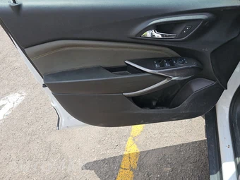 2025 Chevrolet Trax ACTIV - miniatura 9