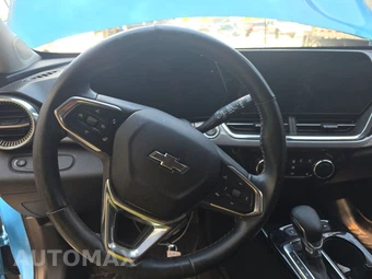 2025 Chevrolet Trax ACTIV - miniatura 10