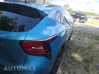 2025 Chevrolet Trax ACTIV - miniatura 4