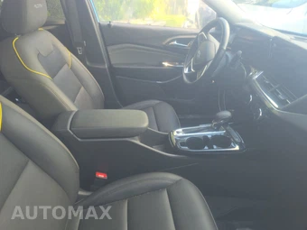 2025 Chevrolet Trax ACTIV - miniatura 8