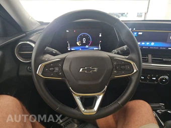 2025 Chevrolet Trax ACTIV - miniatura 10