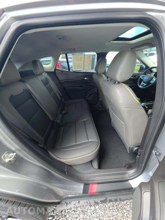 2025 Chevrolet Trax ACTIV - miniatura 16