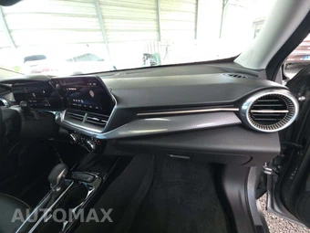 2025 Chevrolet Trax ACTIV - miniatura 19