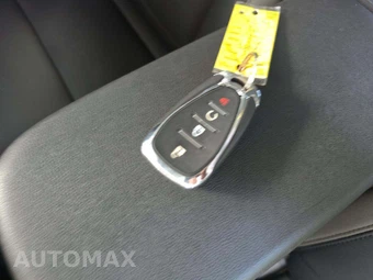 2025 Chevrolet Trax ACTIV - miniatura 8