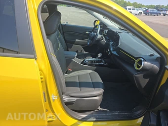2025 Chevrolet Trax ACTIV - miniatura 8