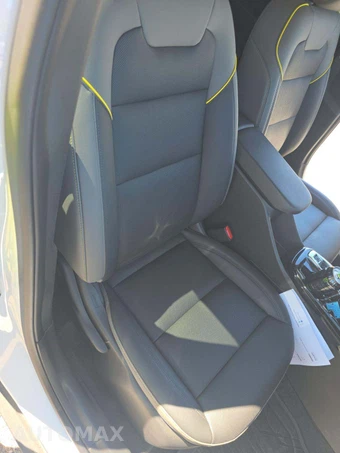 2025 Chevrolet Trax ACTIV - miniatura 15