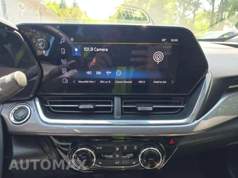 2025 Chevrolet Trax ACTIV – miniatura 10
