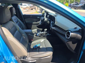 2025 Chevrolet Trax ACTIV – miniatura 18