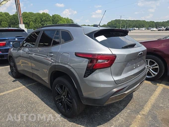 2025 Chevrolet Trax ACTIV - miniatura 6