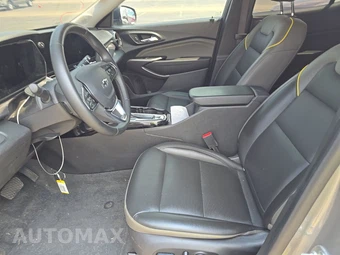 2025 Chevrolet Trax ACTIV - miniatura 7