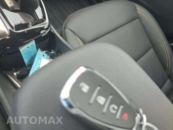 2025 Chevrolet Trax ACTIV - miniatura 8