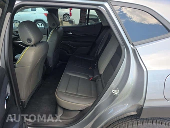 2025 Chevrolet Trax ACTIV - miniatura 10