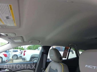 2025 Chevrolet Trax ACTIV - miniatura 8