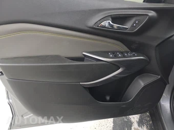 2025 Chevrolet Trax ACTIV - miniatura 9