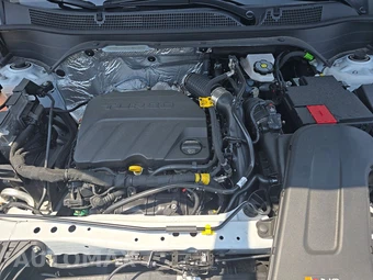 2025 Chevrolet Trax ACTIV - miniatura 15