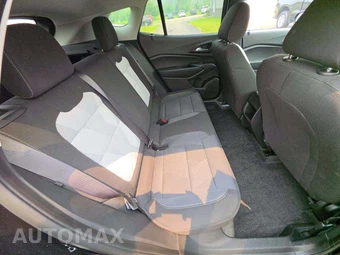 2025 Chevrolet Trax LS – miniatura 13