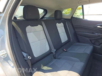 2025 Chevrolet Trax LS - miniatura 16