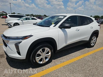 2025 Chevrolet Trax LS