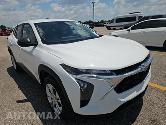2025 Chevrolet Trax LS - miniatura 4