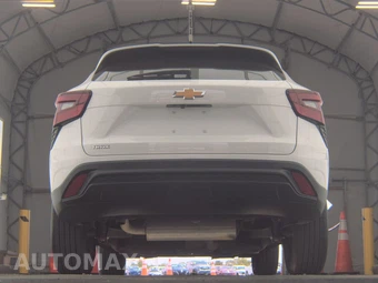 2025 Chevrolet Trax LS - miniatura 7