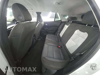 2025 Chevrolet Trax LS – miniatura 13