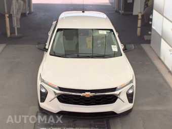2025 Chevrolet Trax LS - miniatura 2
