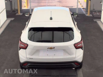 2025 Chevrolet Trax LS – miniatura 5
