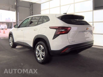 2025 Chevrolet Trax LS – miniatura 6