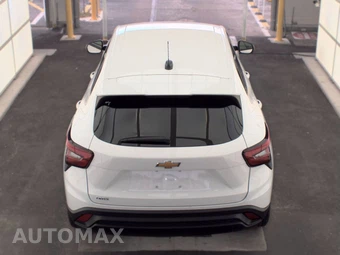 2025 Chevrolet Trax LS – miniatura 5