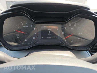2025 Chevrolet Trax LS - miniatura 6
